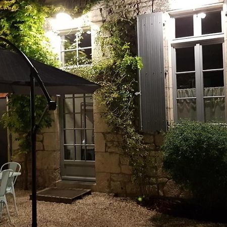 Bed and Breakfast La Cour Saint Louis Castelnau-Montratier Екстер'єр фото